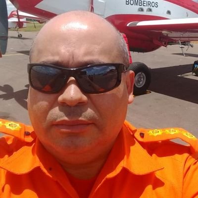 Coronel do Corpo de Bombeiros Militar do Maranhão. Apreciador de boa música e um bom filme.