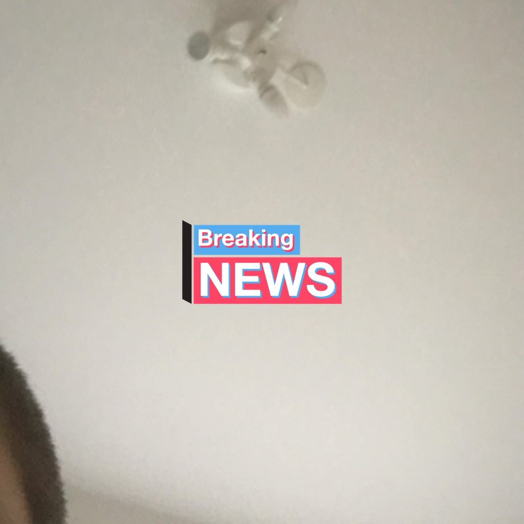 sketchboy9's profile picture. Playing phone