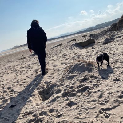 RedmondTully's profile picture. Intensive care, anaesthetics, cycling, music and Oldham Athletic