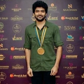 priyaa0897's profile picture. Thala &Kavilos rasigai😎😎