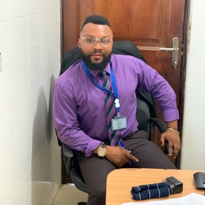 kwameObeng19's profile picture. am me 😉