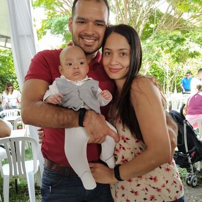 AleTenorioS's profile picture. Simplemente Alejandra