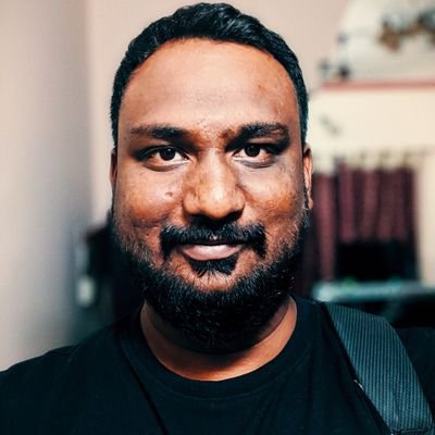 Outspoken, ambivert, Dreamer, Technology, Politics, Books, Coffee, Foodie and Cook