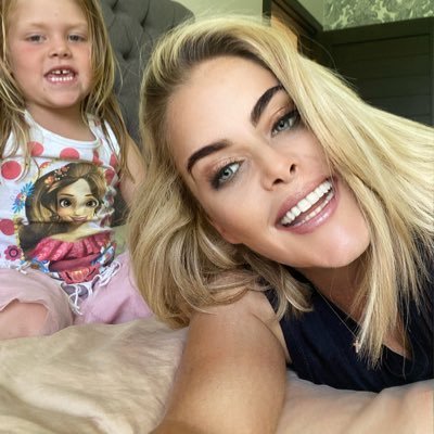 babybodyice's profile picture. It doesn’t matter what u do it life always remember to be kind.