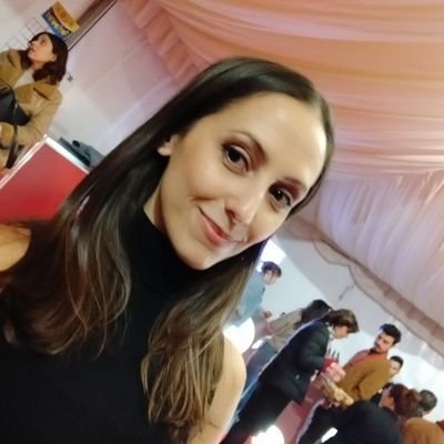 💚Madre trabajadora, jurista, convencida de mis ideas y de que sin esfuerzo no hay recompensa. Miembro de VOX