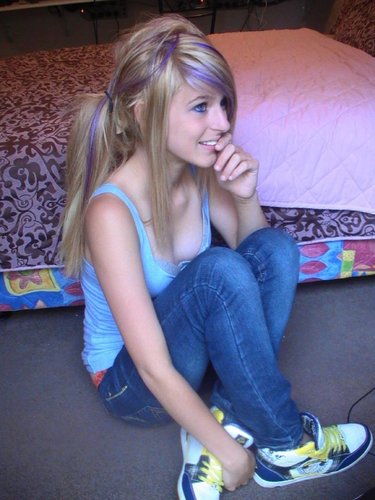 annewaterhouse's profile picture. 