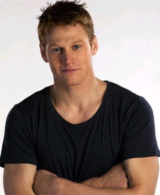 I AM NOT Zach Roerig! just a fan!