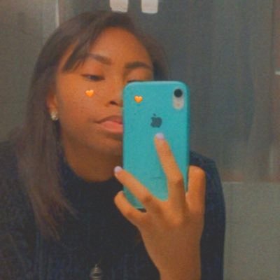 Leah_Joyy's profile picture. | Reader, Writer, Runner| #CMUalumni