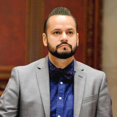 SenatorSerrano Profile Picture