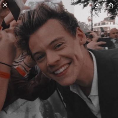 illuminatx's profile picture. 