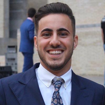 Julian_peiro's profile picture. 🇪🇸                                                       ADE, UV