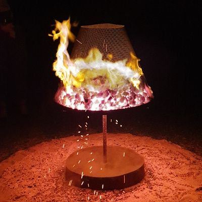 creymourne's profile picture. Edge and sensual play.