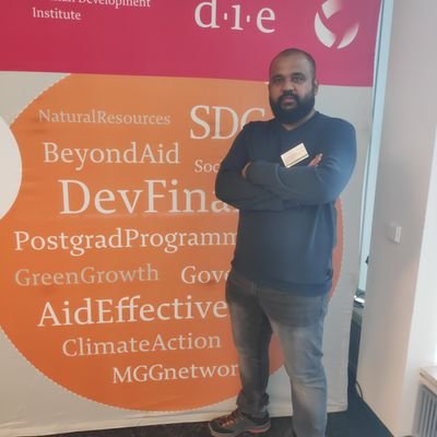 Vinod_CF's profile picture. If there is someone working on making our cities better, plays percussion, enthusiastic about startups and needs more than 140 chars, IT'S ME. @CivicFulcrum