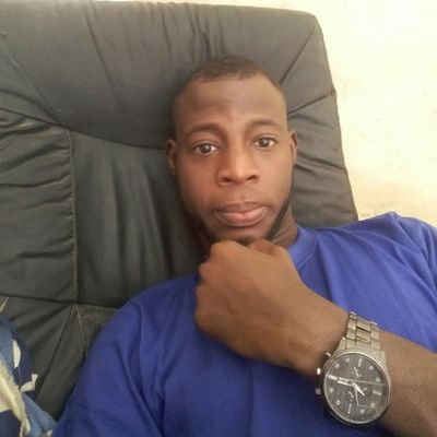 MameCheikhSyl18's profile picture. etre simple est l une des meilleur chose Dans la vie🙂🙂🙂