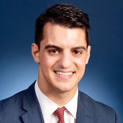 DrParisis's profile picture. Diagnostic radiology resident in Minnesota. I post about medical school, residency, radiology, and make YouTube videos👇Opinions are my own, no medical advice.