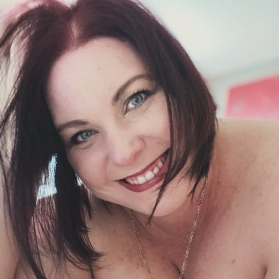 Artist, traveler, dog lover and sexy as fuck https://t.co/N6yIga50Qv https://t.co/s8Is1Jjjdn