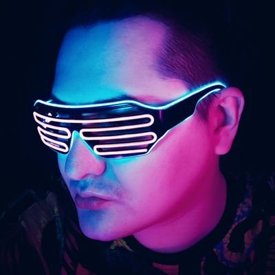 maxlinderman's profile picture. 𝙐𝙓 𝘿𝙚𝙨𝙞𝙜𝙣𝙚𝙧