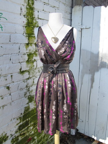 SugarShackBtque's profile picture. Locally owned, est. in 2003 with the vision to network with local artists and designers.