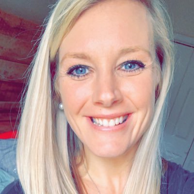 JulieAnna_07's profile picture. 