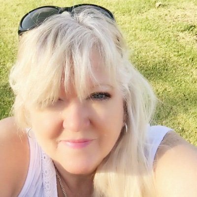 GloriaG57850370's profile picture. 