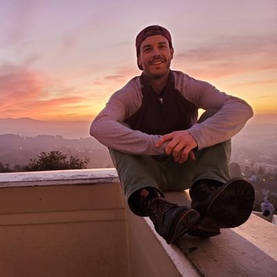 theycallme_beo's profile picture. bczar thoughts, mostly read by strangers. follow me bc I’m funny and find me on IG at thewayofbrad bc I’m cute.