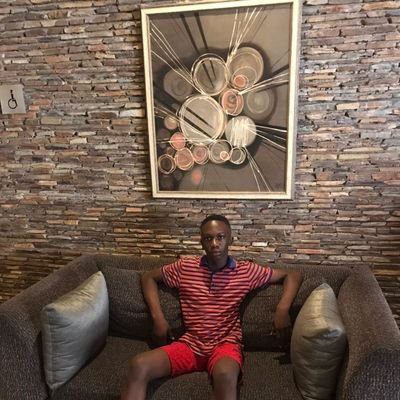 1viral_rebel's profile picture. Destined for greatness 🍾