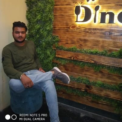 AyushBabusaheb's profile picture. युवा नेता 
आयुष सिंह
समाज सेवी