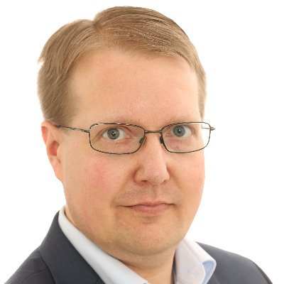 Tietosuojan ja tietoturvan asiantuntija, yksinyrittäjä Qubital Oy:ssä, Tietosuoja ry:n varapuheenjohtaja