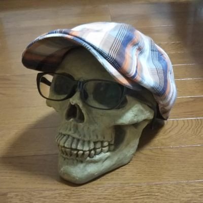 「日日是好日」を都合のいいように解釈しています。
パンクロックを聴いてキャンプして犬を可愛がるだけの人生。曲がりなりにも臨床家。