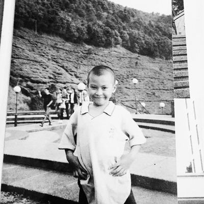 arifnrlstnt_'s profile picture. Tidak mengandung alkohol, tapi dapat memabukkan.