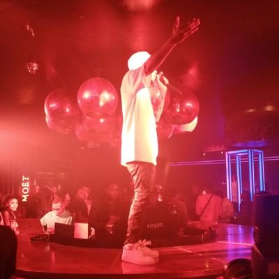 impressionist88's profile picture. Road manager:  @officialtshego