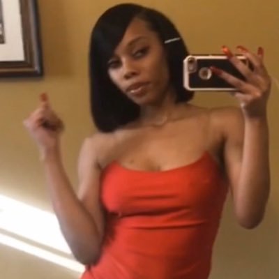 MiaShedaa's profile picture. It’s my world🦋 4:13💗