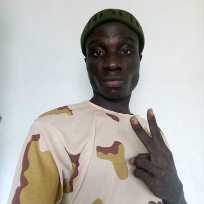 Tosrich_'s profile picture. 