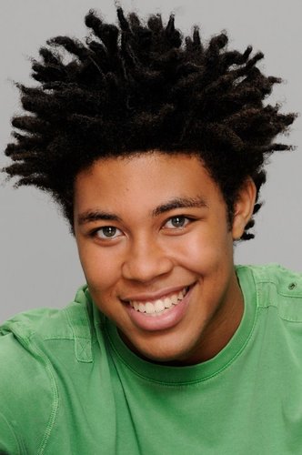 EDUARDO__LANDIM's profile picture. GENIVAL.
#operadomalandro
De qui a dom no Theatro NetRio até outubro! Vem!