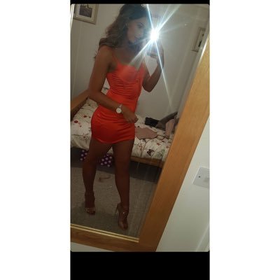 emmasainsburyx's profile picture. 