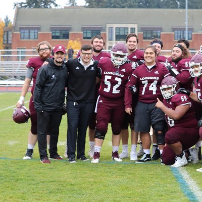 University of Puget Sound// Offensive Coordinator// Pizza Coordinator// Recruiting Areas: WA, The Bay, CO// Recruits https://t.co/iV6yi89j2g