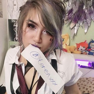 Fansigns lover.
Backup @terenxxx1
Follow @XxMayalouxX @Queen0fAvocados @Yogahottie76
#NSFW