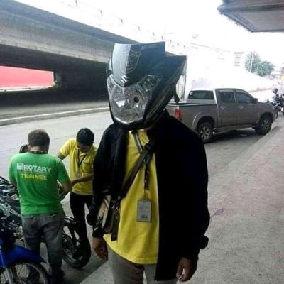 claloeh's profile picture. Keep Santuy and Skuyliving :)