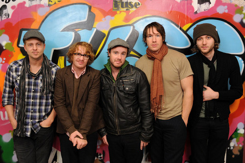 OneRepublicNL's profile picture. We're the Dutch OneRepublic fantwitter. Follow us for OneRepublic news and facts! Followed and listed by the band themselves :)