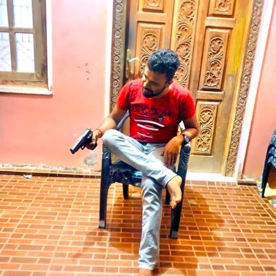 Prasy14195835's profile picture. Banker