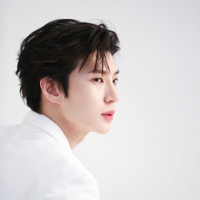 ㅤㅤㅤㅤ #FICTIONAL ——— Wolfgang Theobald Mason (Hwa Dong-eun)、 a dark wizard and successor of god of death 𝙏𝙃𝘼𝙉𝘼𝙏𝙊𝙎. Scripted by no one.