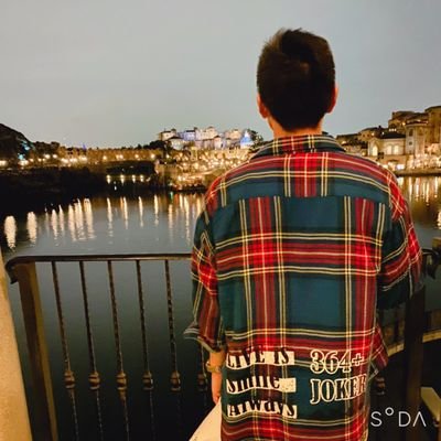 ぽむ 百田尚樹先生の カエルの楽園 を読みました 最近の情勢について様々出版されていますが これに勝る本はないと思います 日本の未来のために グッドエンディングを切に望みます それにしても登場人物の名前が機知に富んでて 面白かった