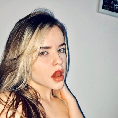 barbaranycoli's profile picture. Z$ de Sampa!              Gaviões da fiel 🦅⚫️⚪️ insta: barbaranycoli 📸