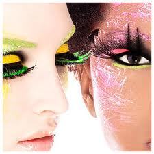 Information about beauty and health, body care tips and tricks, and fashion.