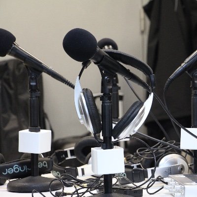 #Oralitat presencial i per Internet: #TallersdeRàdio, #RàdioTeatre, #FiccióRadiofònica, #LecturaenVeuAlta, #ParlarenPúblic... Pertot arreu