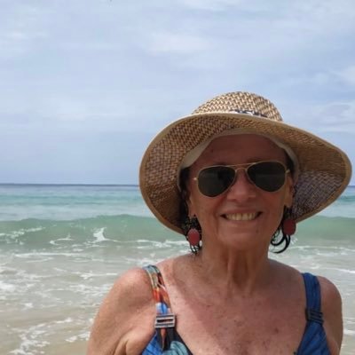 mariacr48166695's profile picture. 