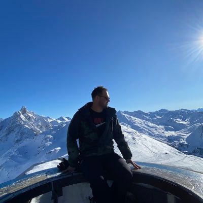 BigAss_Mike's profile picture. Два метра и жилет