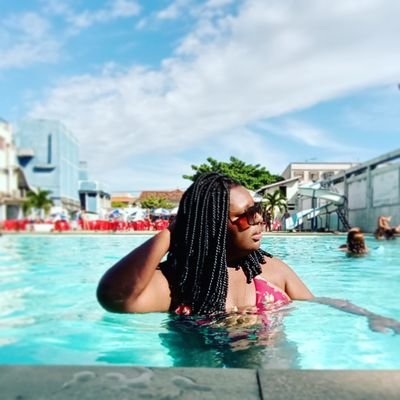 Fotógrafa e Produtora, 32 anos, Carioca