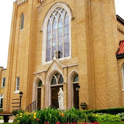 Staffed by the Canons Regular of St. John Cantius
CONFESSION TIMES: 
Sunday 6:50 AM to 1:00 PM
Weekdays 8:30 AM
Saturdays 7:45 AM, 5:45 PM