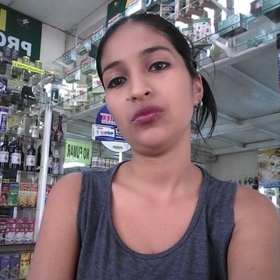 EvelynMeraVera1's profile picture. la música